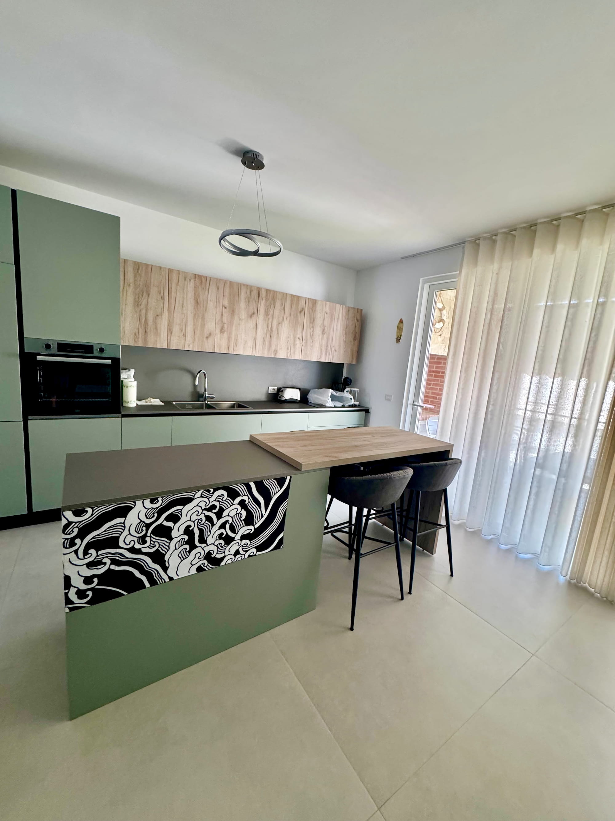 Fully equipped open kitchen